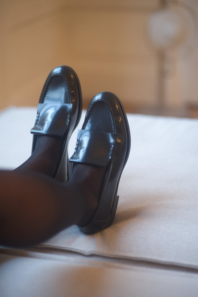 * Pré Vente * Elizabeth Loafers Polido Black