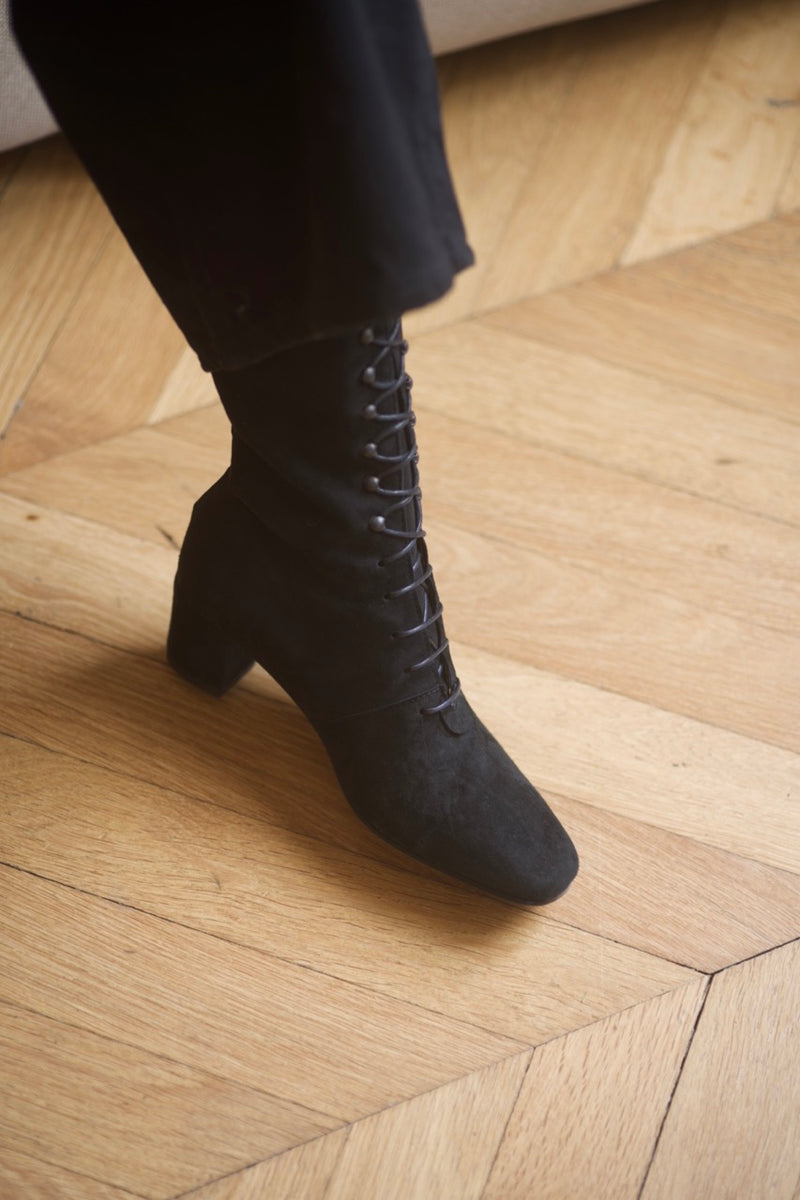 Pavlova Long Laces Boots Velours Black